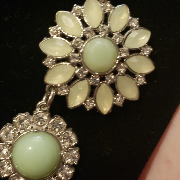 Statement Necklace - Picture 3 of 4